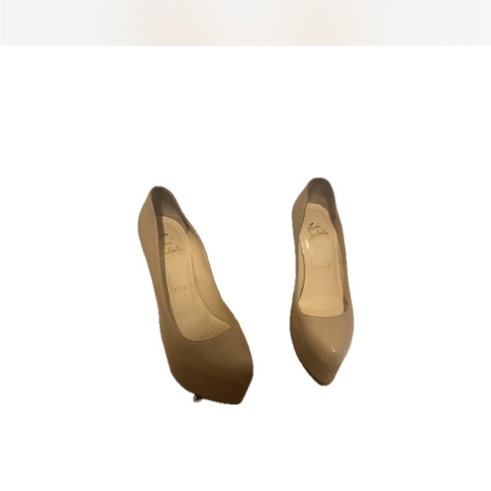 Christian Louboutin Beige Heels